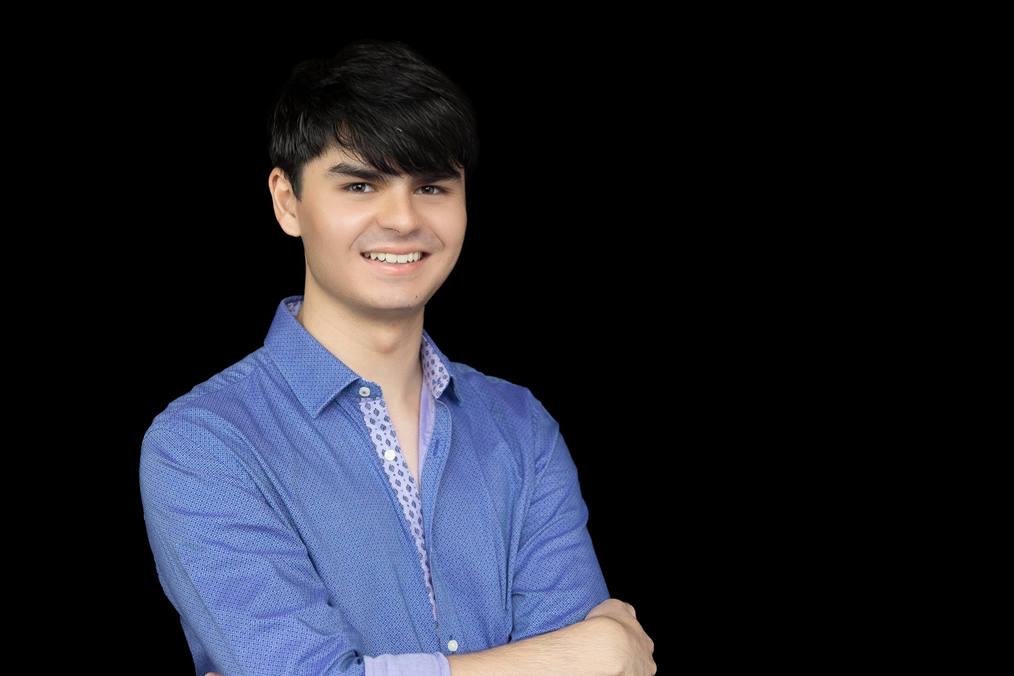 Avery Scott portrait in blue shirt